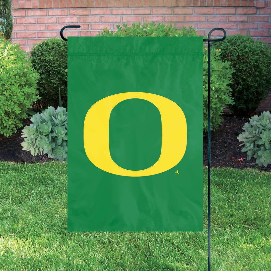 Oregon Ducks Premium Garden Flag